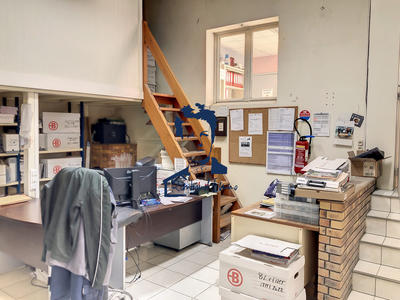 Local d'activités - 2 170 m²