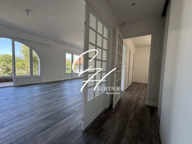 Appartement - 130 m² - 5 pièces