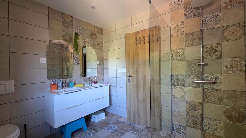 Maison - 98 m² - 4 pièces