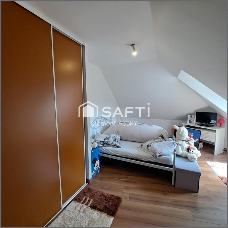 Maison - 213 m² - 7 pièces