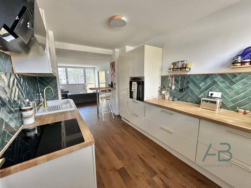 Appartement - 60 m² - 2 pièces