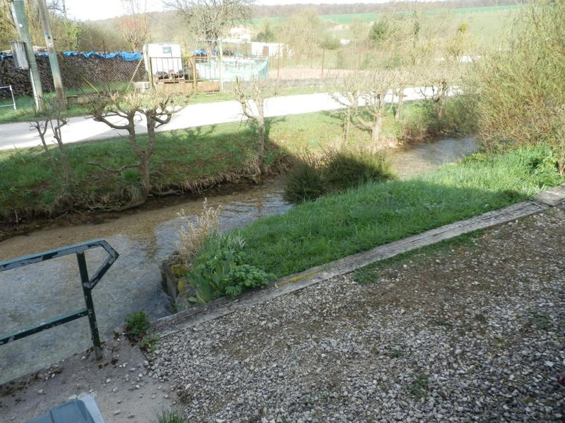 Maison - 101 m² - 5 pièces