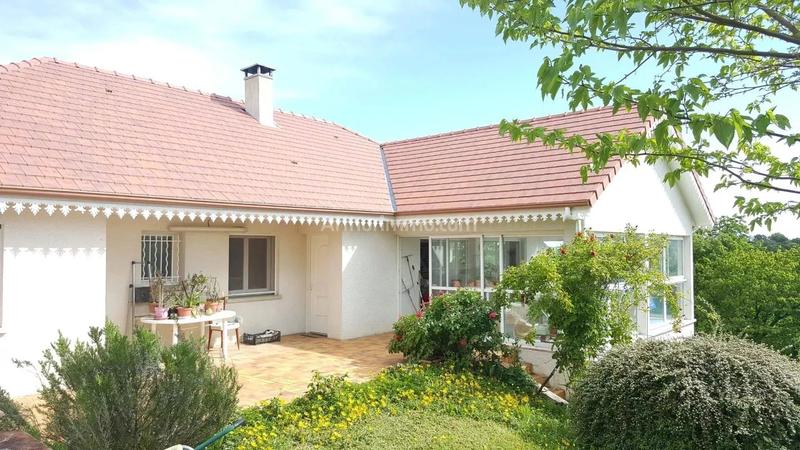 Maison - 180 m² - 6 pièces