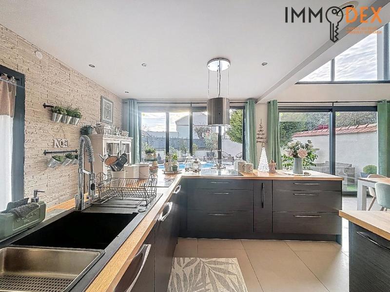 Maison - 162 m² - 5 pièces