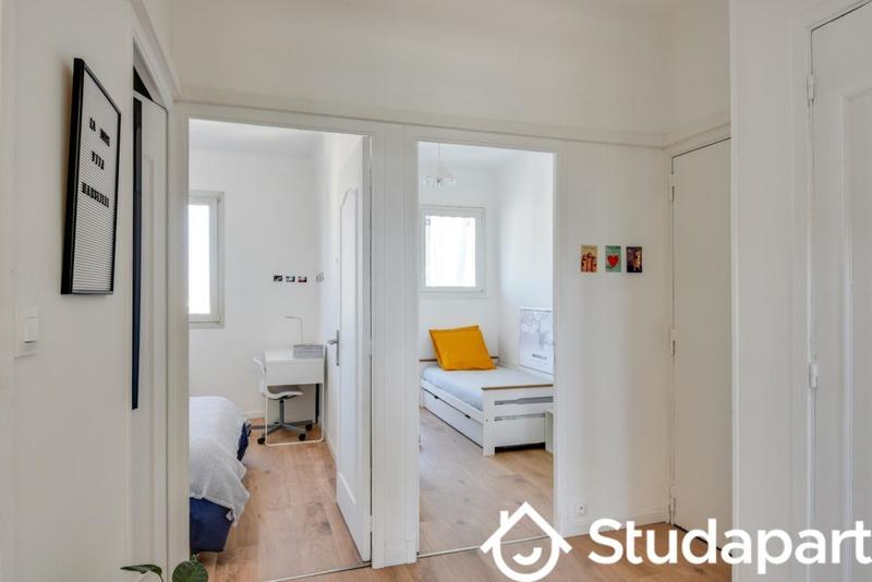 Chambre - 12 m² - 1 pièce