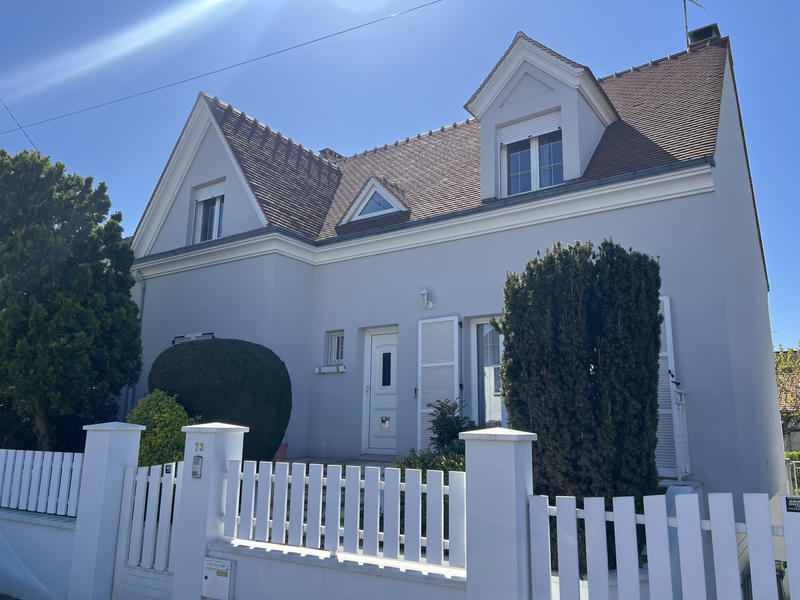 Maison - 135 m² - 6 pièces