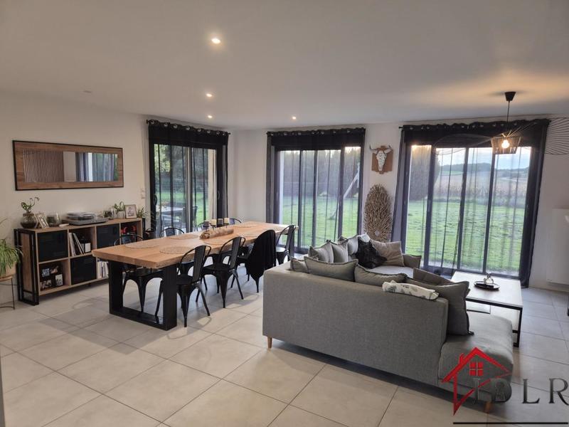 Maison - 105 m² - 5 pièces