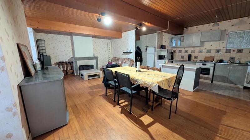 Maison ancienne - 250 m² - 12 pièces