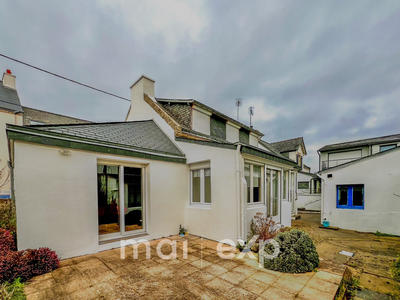 Maison traditionnelle - 91 m² - 5 pièces