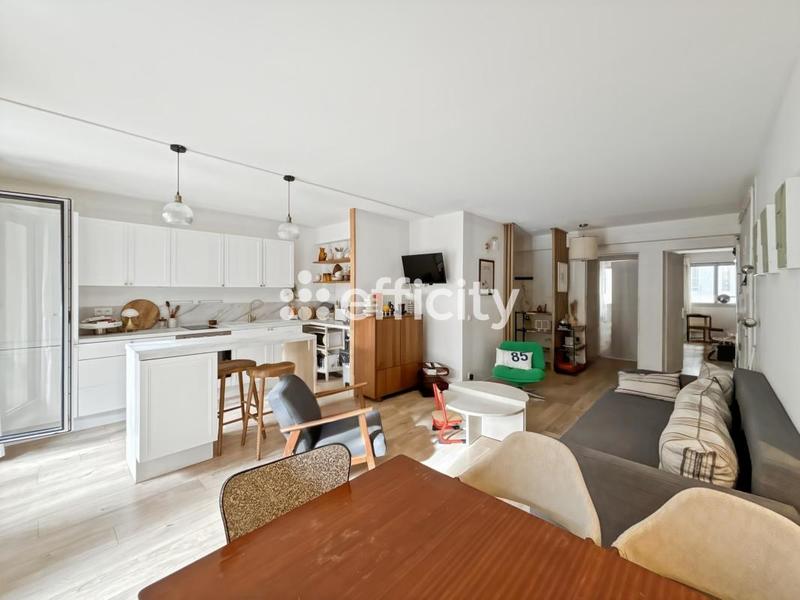 Appartement - 82 m² - 4 pièces