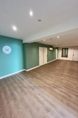 Local commercial - 150 m²