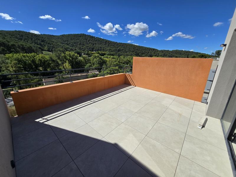 Appartement - 98 m² - 4 pièces