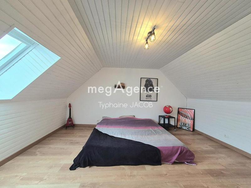 Maison - 223 m² - 10 pièces