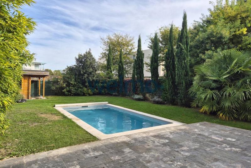 Maison - 146 m² - 7 pièces