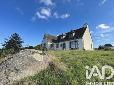 Maison - 181 m² - 8 pièces