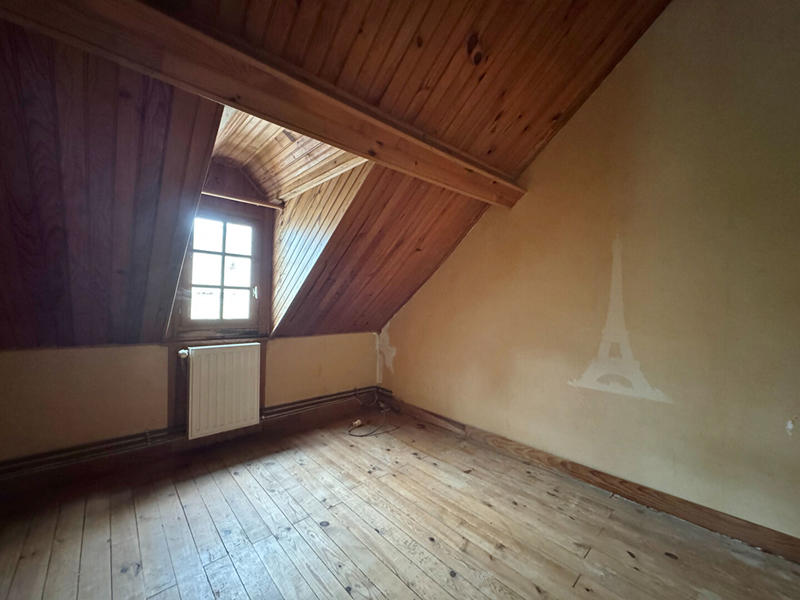 Maison - 148 m² - 8 pièces