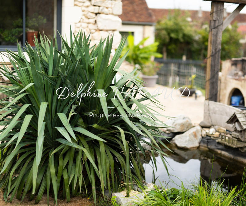 Demeure - 210 m² - 6 pièces