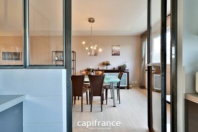 Appartement - 121 m² - 6 pièces