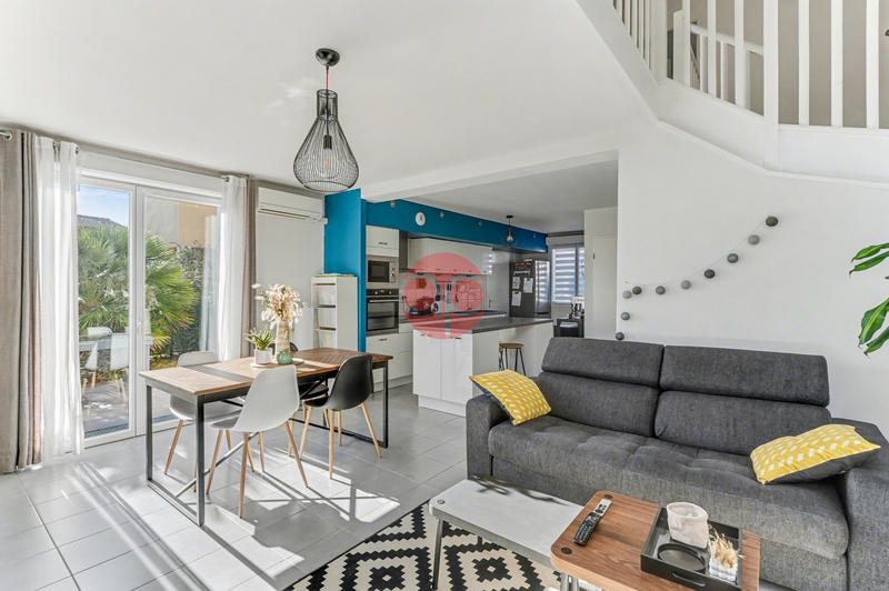 Maison - 88 m² - 4 pièces