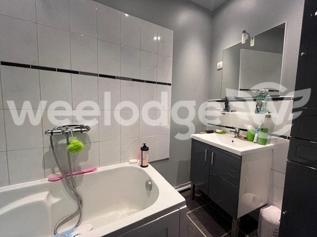 Maison - 64 m² - 4 pièces