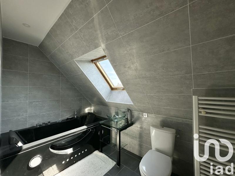 Maison - 106 m² - 6 pièces