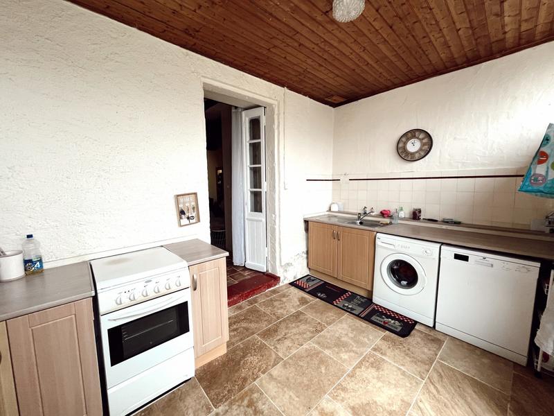 Maison traditionnelle - 194 m² - 7 pièces