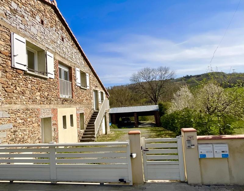 Appartement - 102 m² - 4 pièces