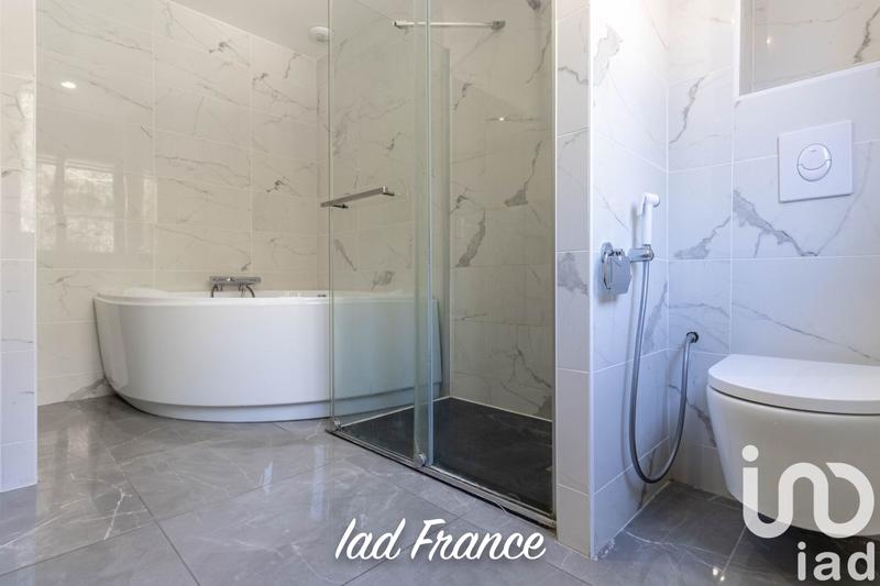 Maison - 142 m² - 6 pièces