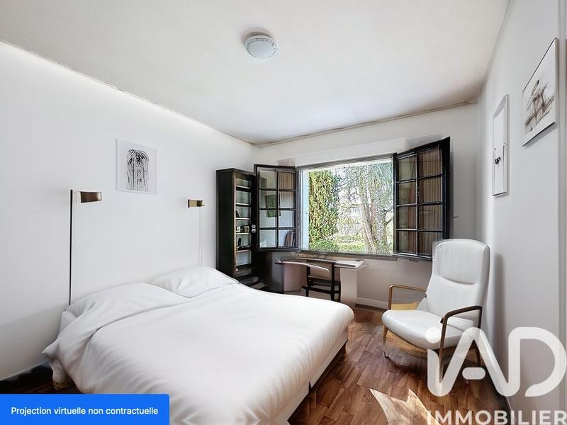 Maison - 190 m² - 8 pièces