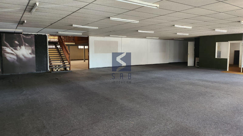 Local commercial - 150 m²