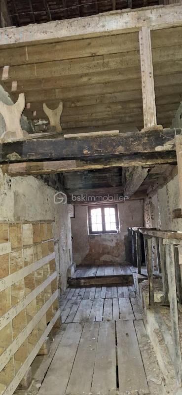 Moulin - 235 m² - 9 pièces