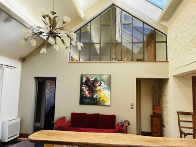 Maison - 216 m² - 7 pièces