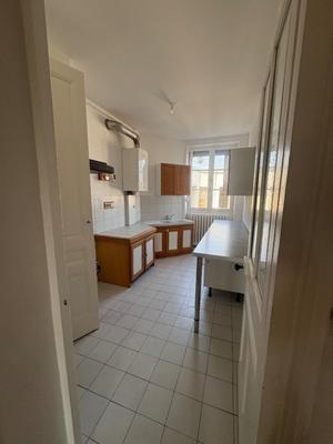 Appartement - 110 m² - 4 pièces