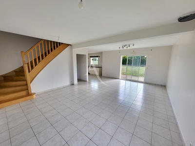 Maison - 105 m² - 7 pièces