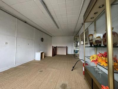 Alimentation - 65 m² - 3 pièces