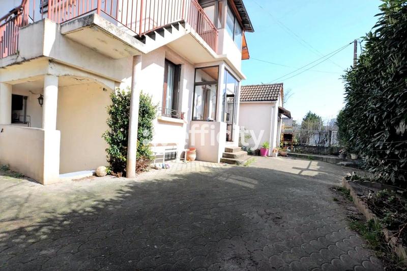 Appartement - 81 m² - 4 pièces