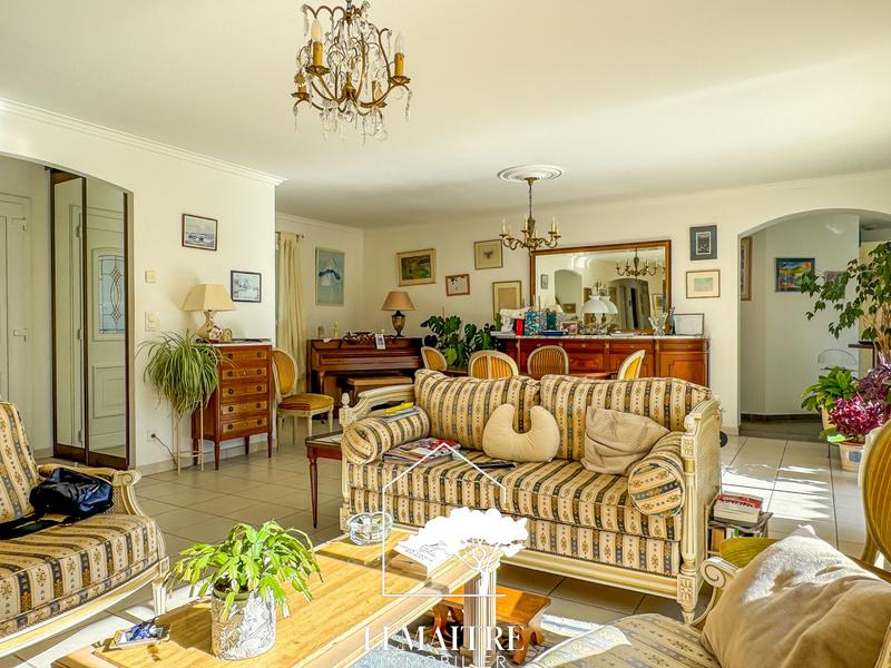 Maison - 135 m² - 5 pièces