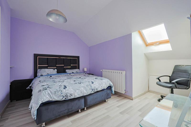 Maison - 151 m² - 8 pièces