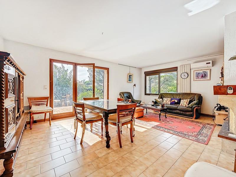 Maison - 185 m² - 7 pièces