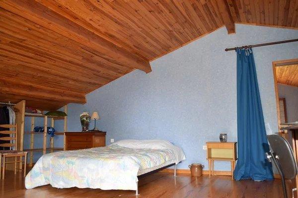 Villa - 110 m² - 7 pièces