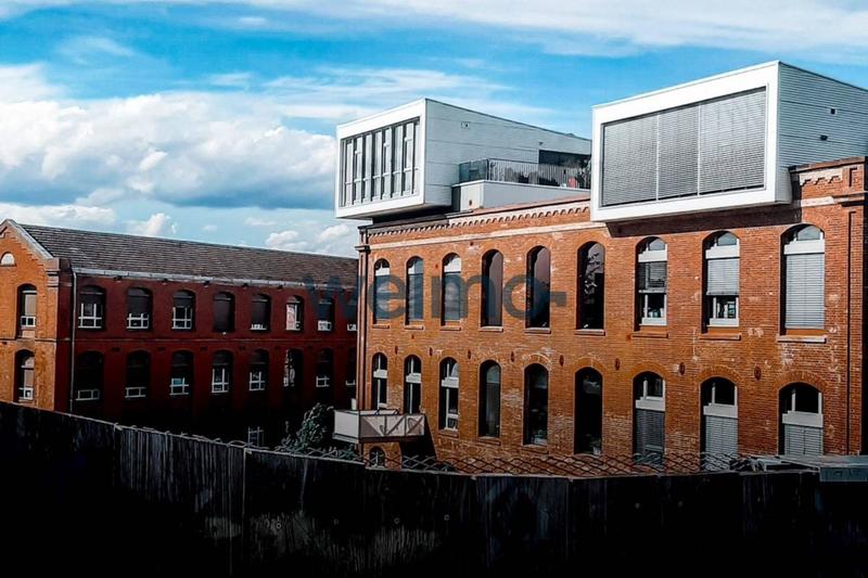 Loft - 175 m² - 5 pièces