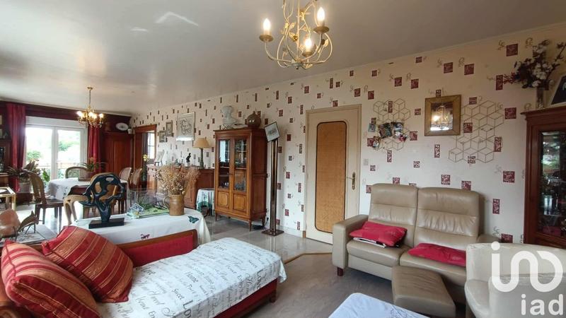 Maison - 166 m² - 8 pièces