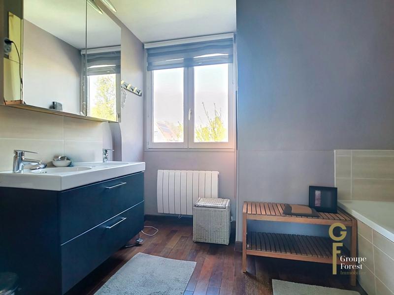 Maison - 142 m² - 5 pièces