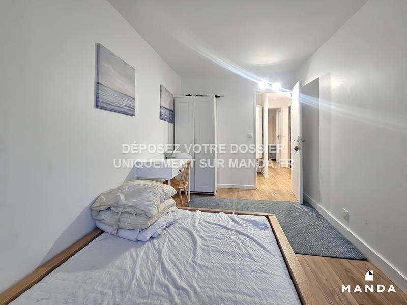 Chambre - 10 m² - 5 pièces