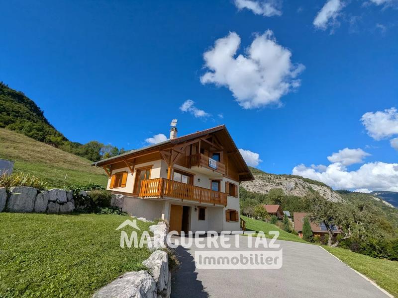 Maison - 124 m² - 5 pièces