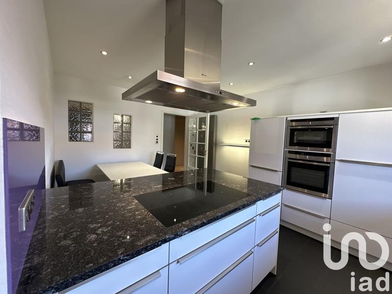 Appartement - 209 m² - 5 pièces