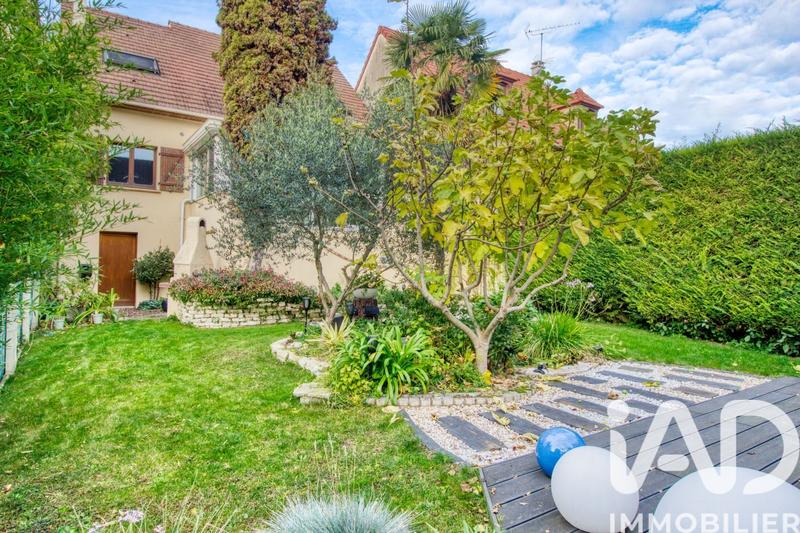 Maison - 112 m² - 6 pièces