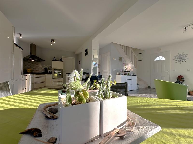 Maison - 108 m² - 5 pièces