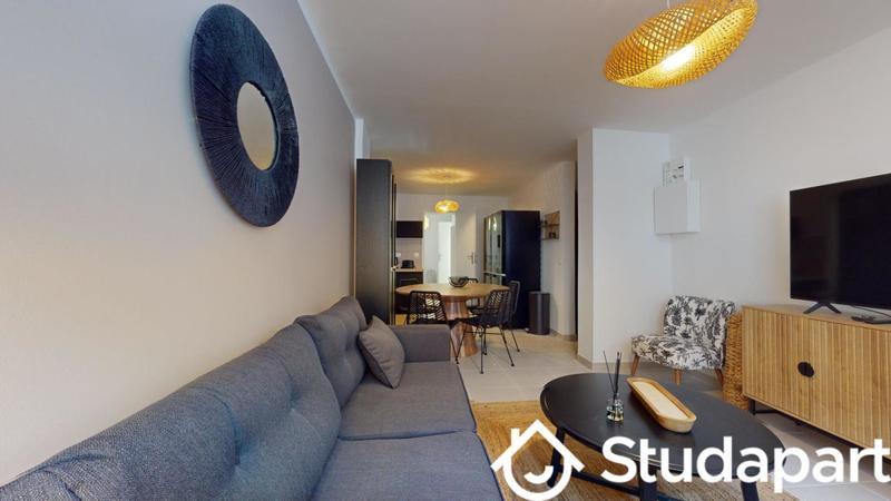 Chambre - 10 m² - 1 pièce