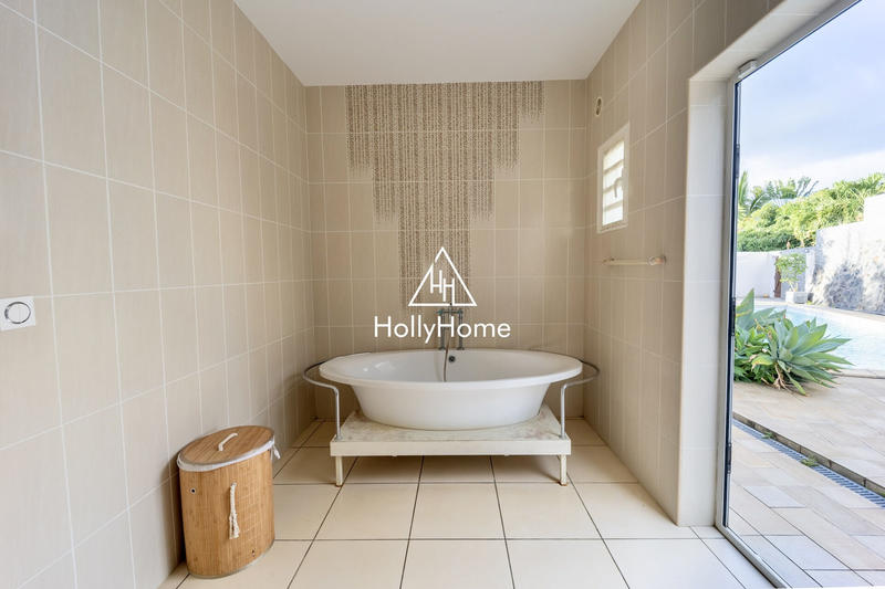 Maison - 175 m² - 6 pièces